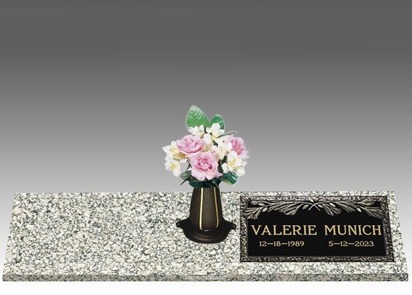 Infinity Pine Right Large Bronze Headstone II