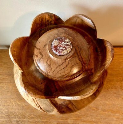 Forever Rose Wooden Urn