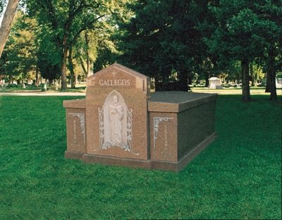 Guiding Savoir Cemetery Crypt Mausoleum